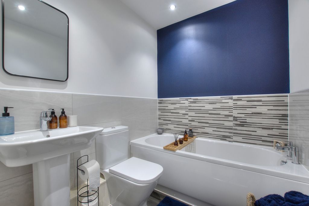 Property photo 3 of 16 3