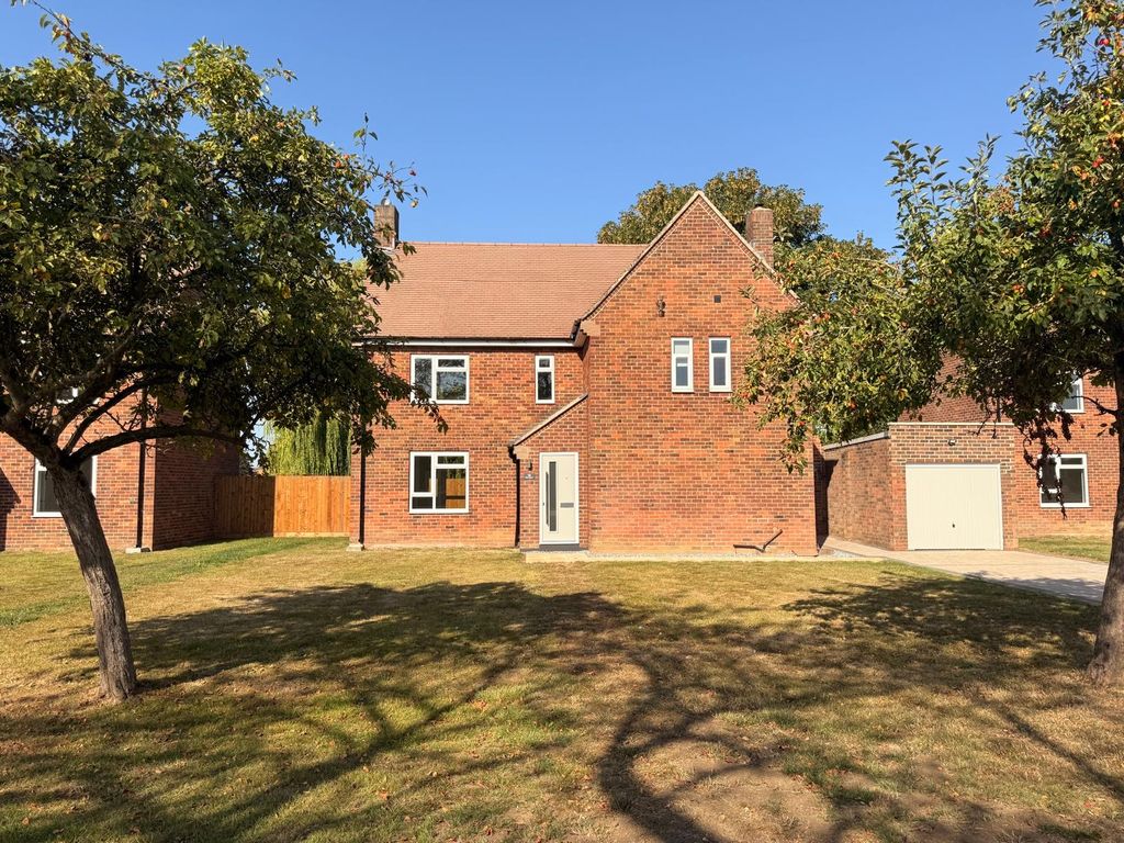 Property photo 1 of 17 Image