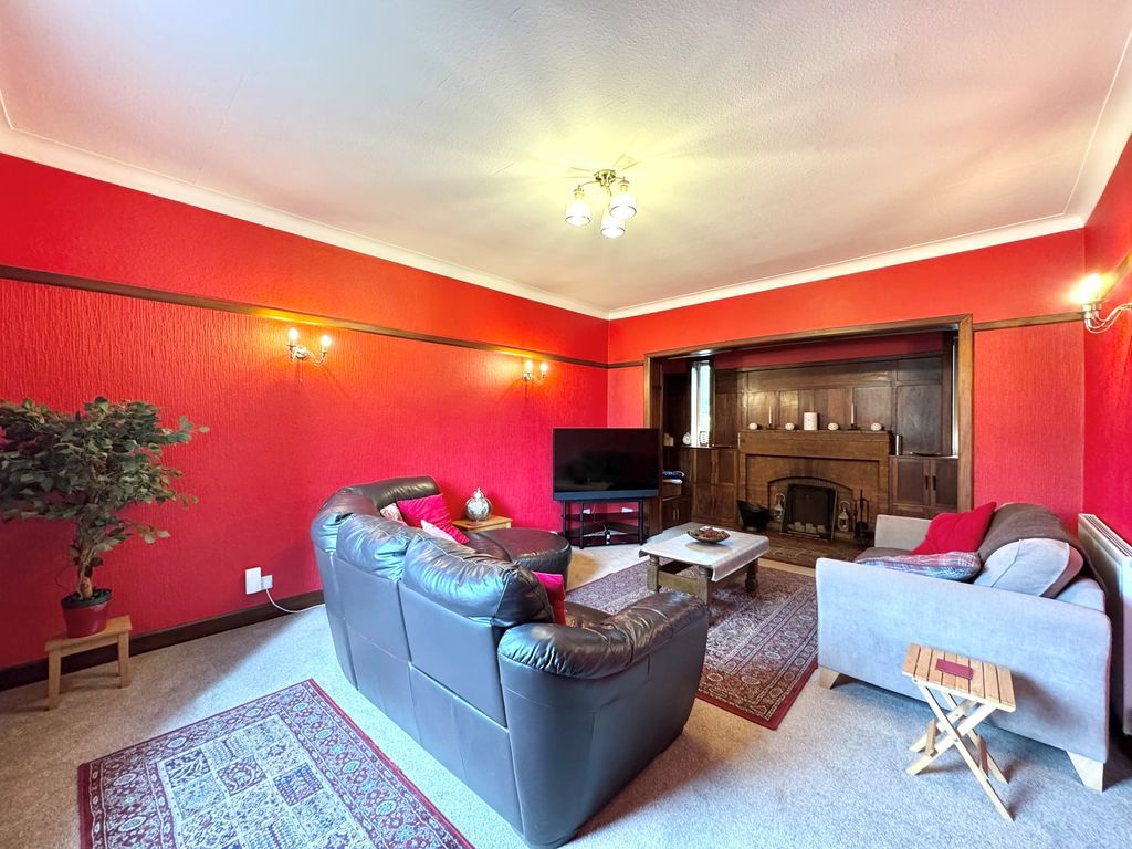 Property photo 3 of 30 Photo 25