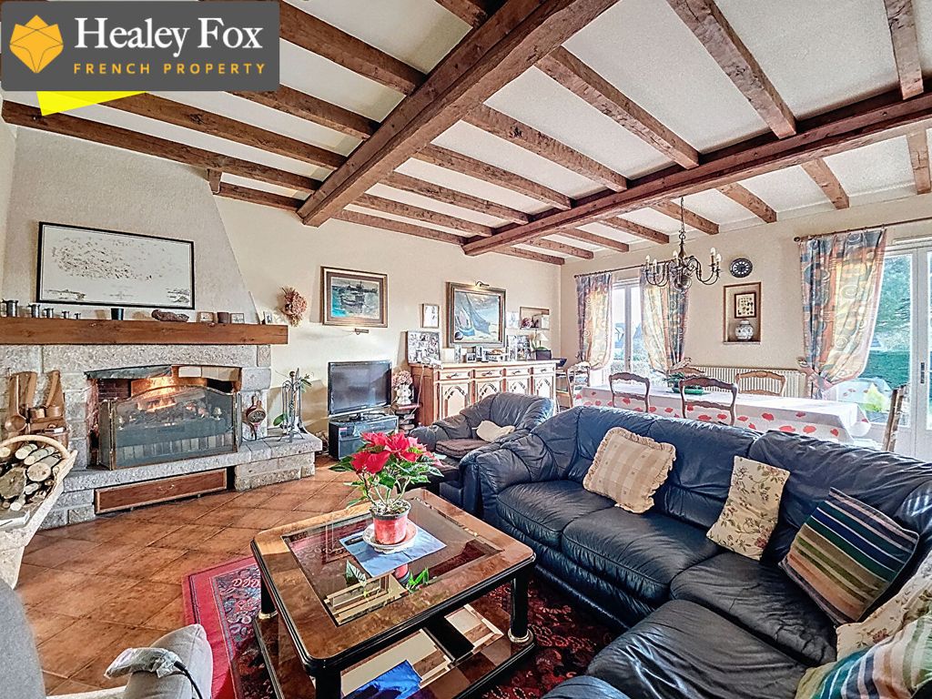 Property photo 2 of 18