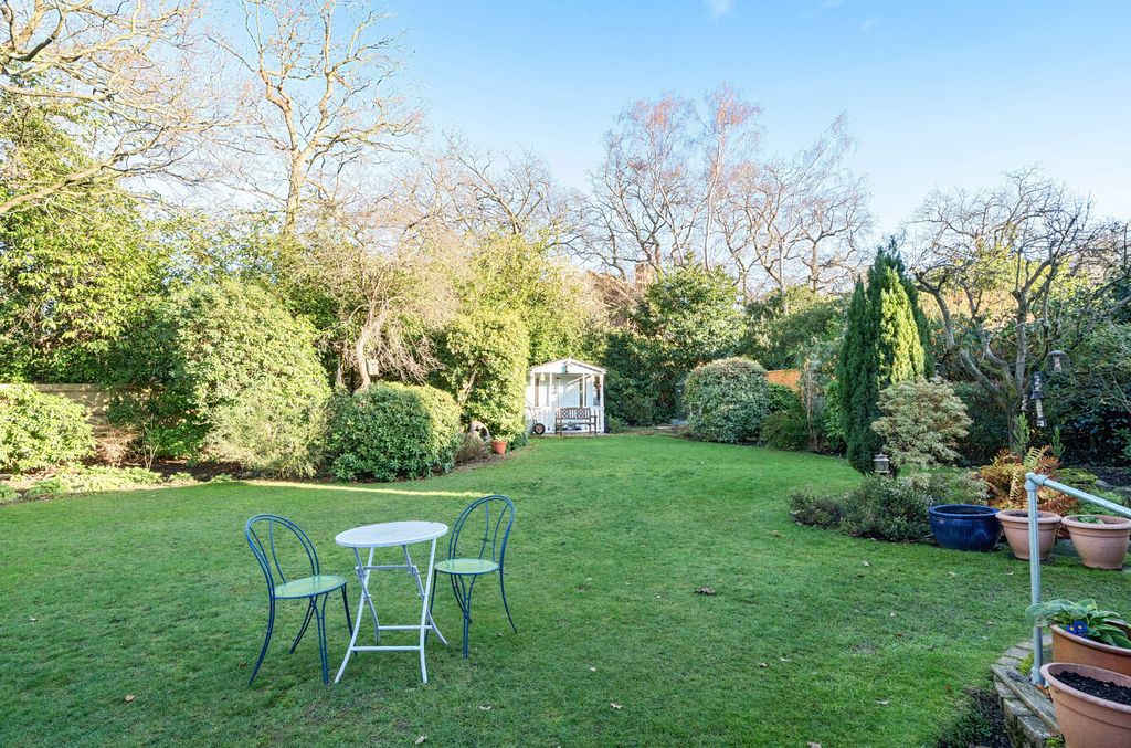Property photo 2 of 21 1384841-1-69454E8...