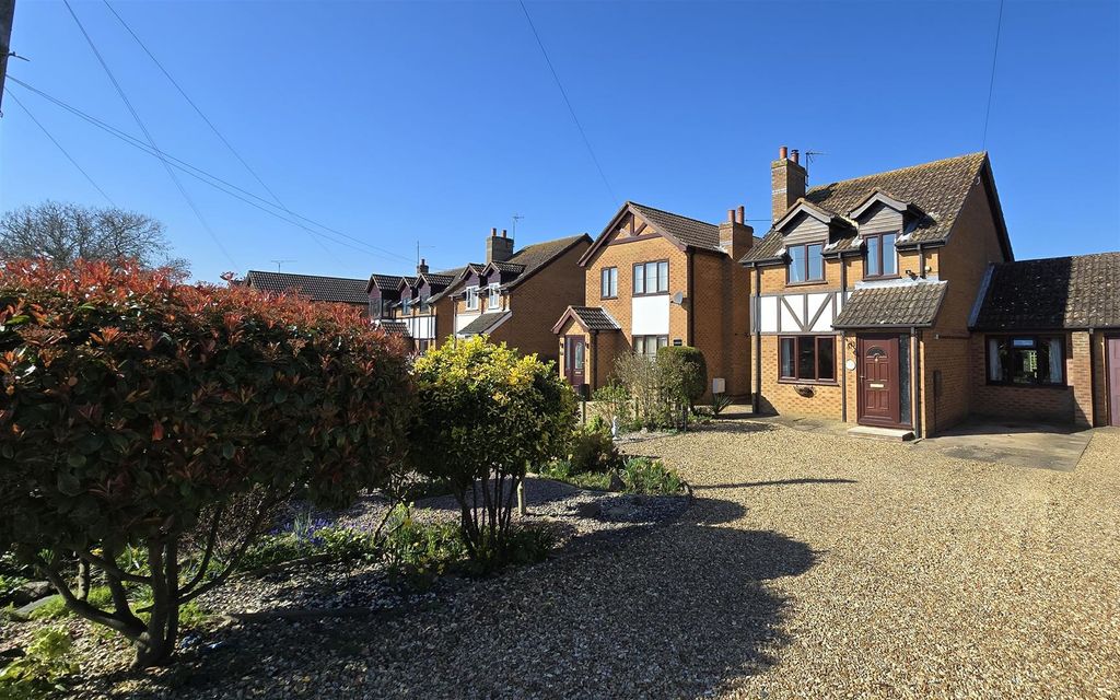 Property photo 1 of 16 Front