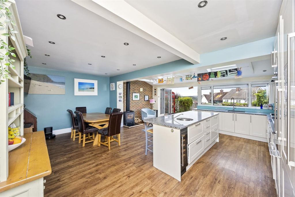Property photo 3 of 26 Open Plan Kitchen/Dining Room