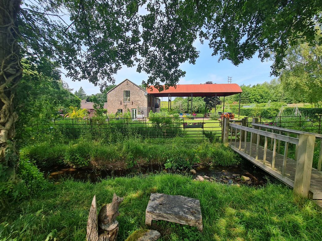 Property photo 2 of 50