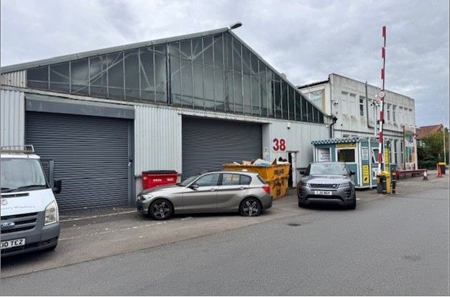 Property photo 1 of 4