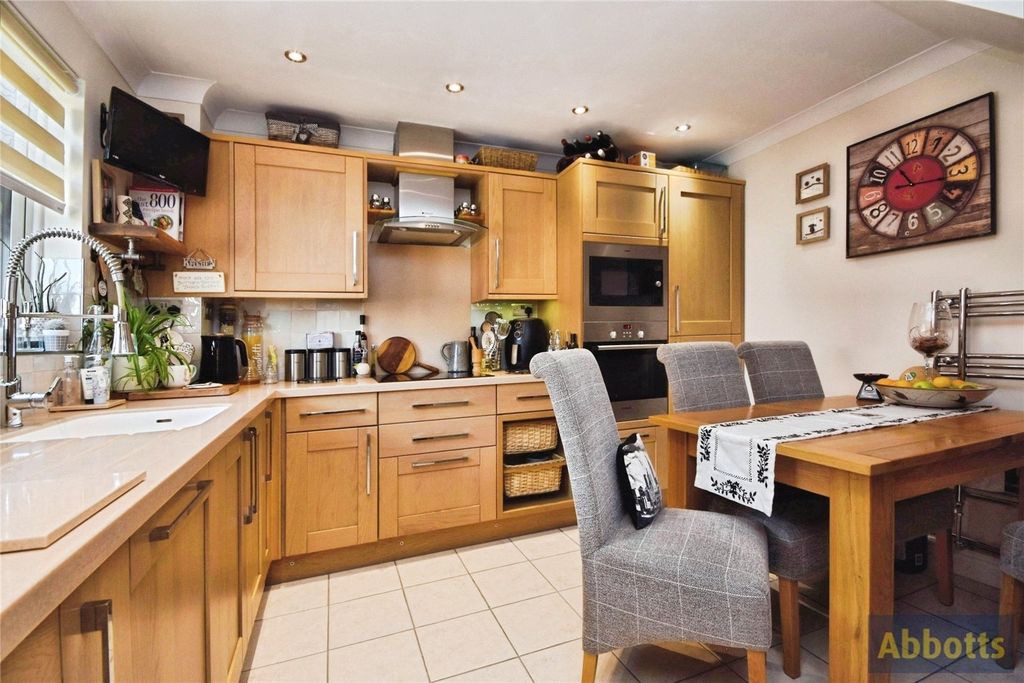 Property photo 3 of 18 Picture No. 31