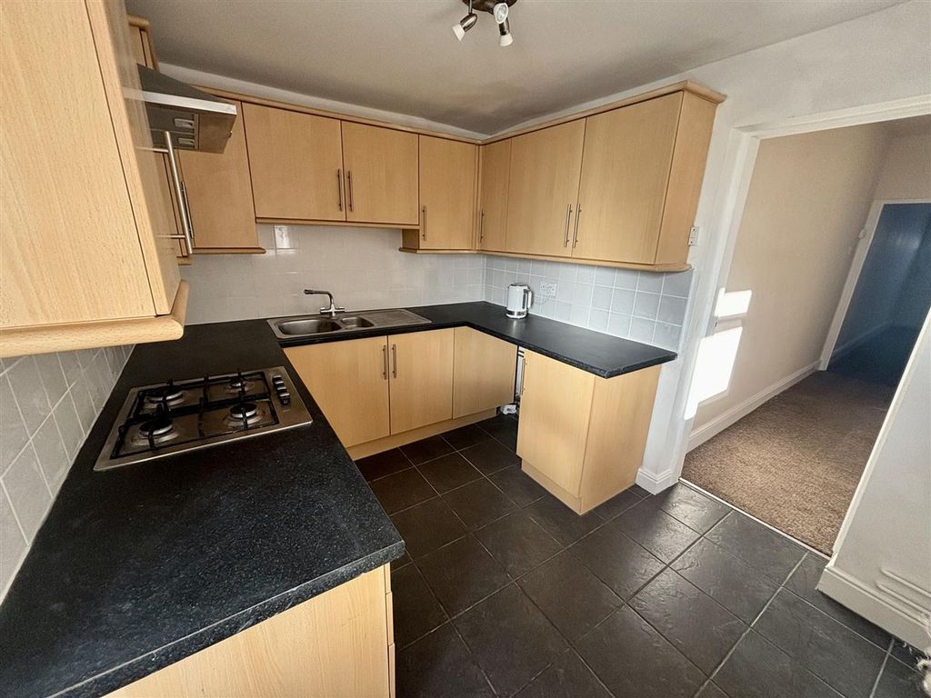 Property photo 3 of 12 6578De44-75Df-455A-Ae67-C5D56Aab10C6.Jpeg