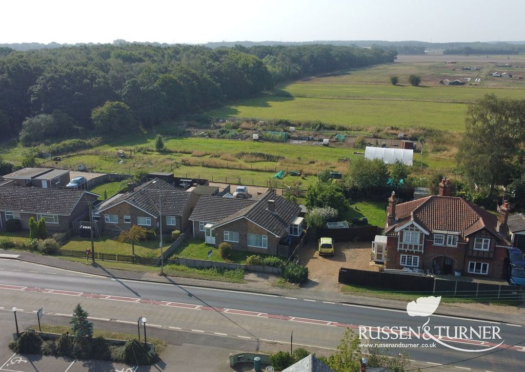 Property photo 2 of 15 2 - Front%20-%20Aerial