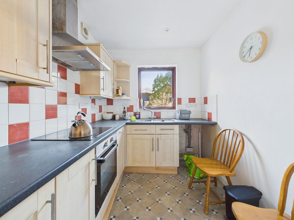 Additional image 8 of 1 bed flat for saleThe Clicketts, Tenby SA70