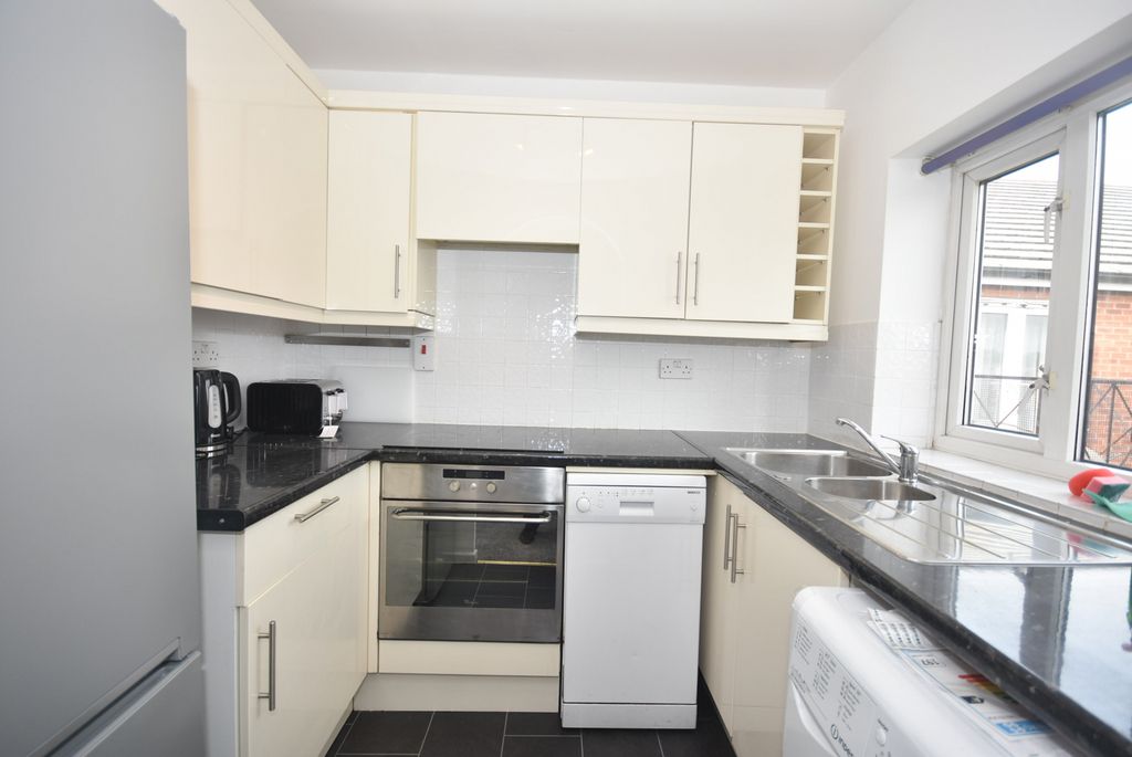 Property photo 3 of 13 Gallery