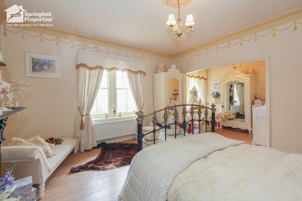 Additional image 31 of 6 bed detached house for saleBritannia Villas, Britannia Terrace, Blackwood, Gwent NP12