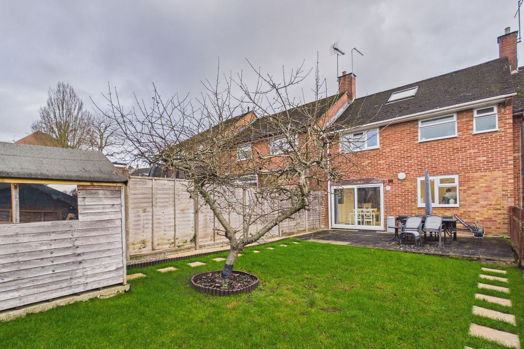 Property photo 2 of 26