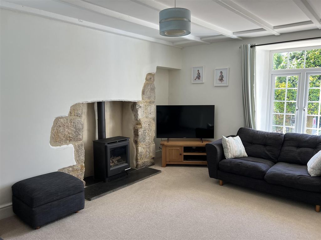 Property photo 2 of 33 Reception Room/Formal Lounge: