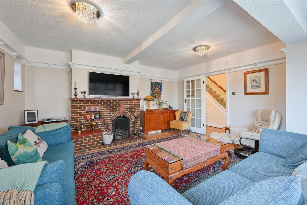 Property photo 2 of 21 Colcokes Road, 26- (5).Jpg