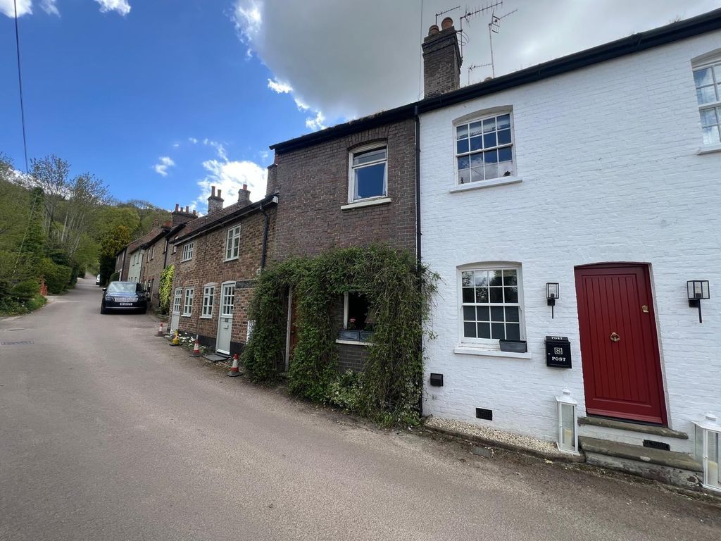 Property photo 1 of 10 Photo 8