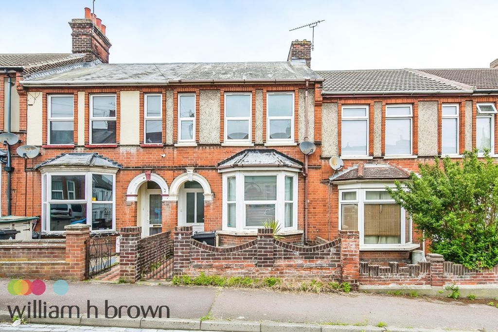 Property photo 1 of 12 Image