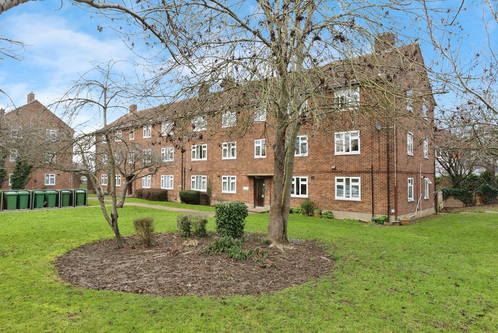 Property photo 1 of 18 Pbox-Img.Jpg