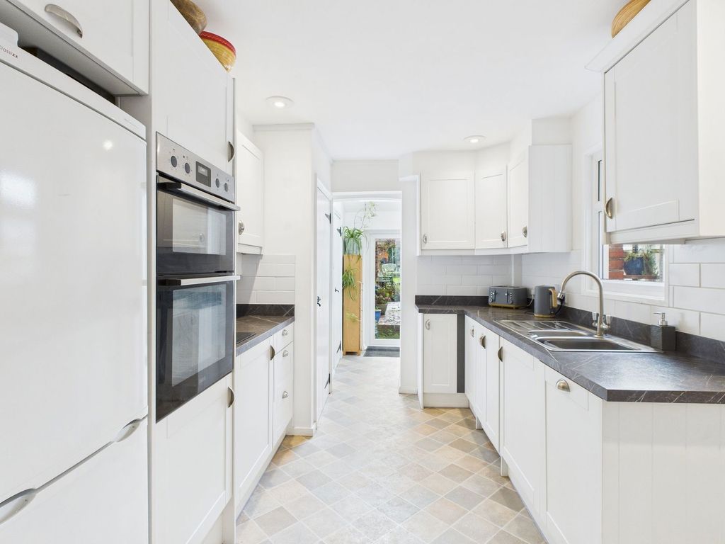 Property photo 3 of 21