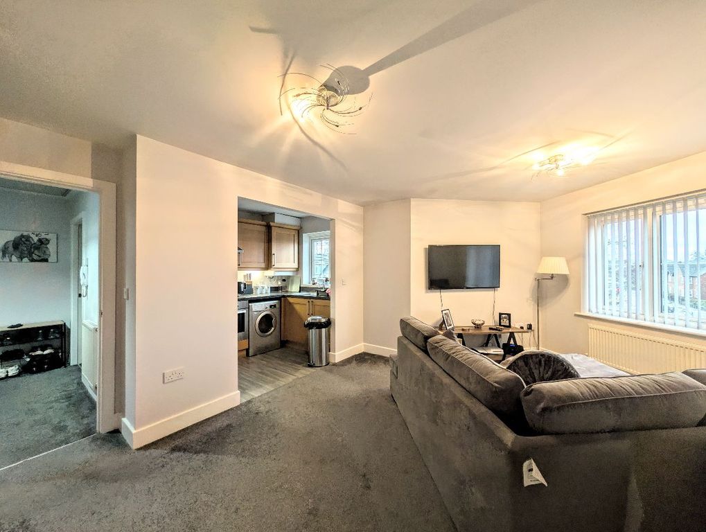 Property photo 2 of 10