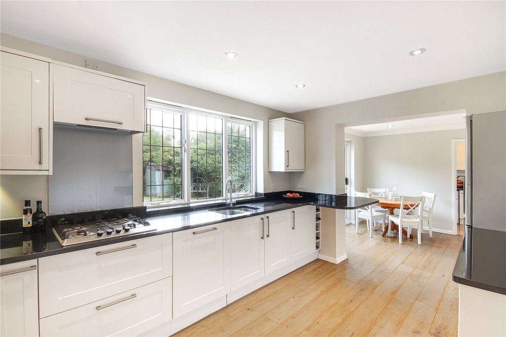 Property photo 2 of 16 Kitchen