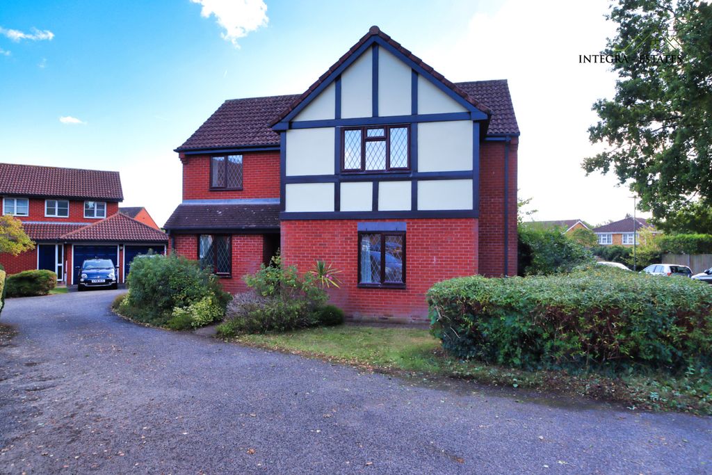 Property photo 1 of 32 Front