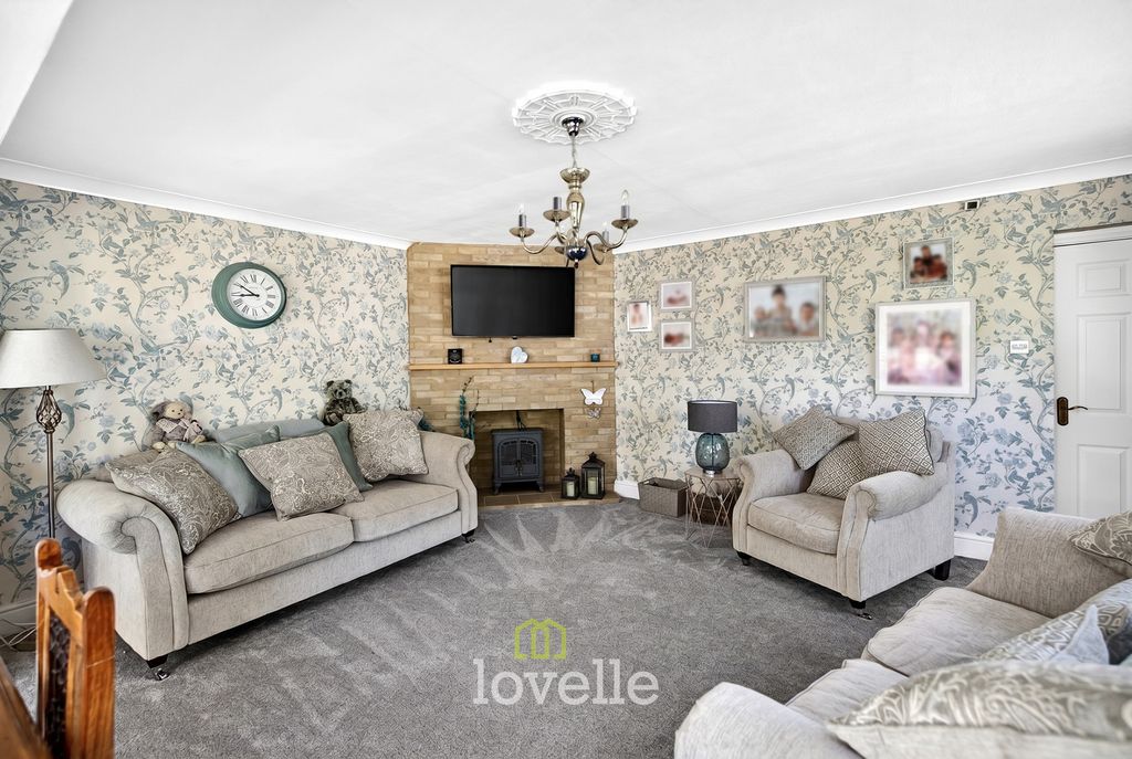 Additional image 11 of 3 bed detached house for salePelham Avenue, Scartho, Grimsby DN33
