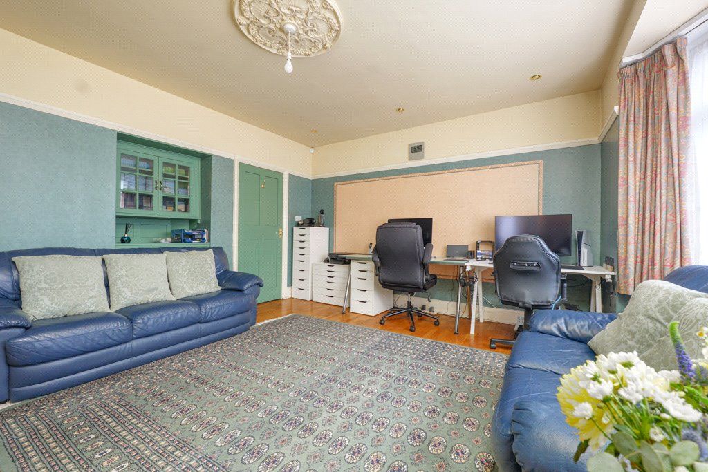 Property photo 3 of 25 Picture 3