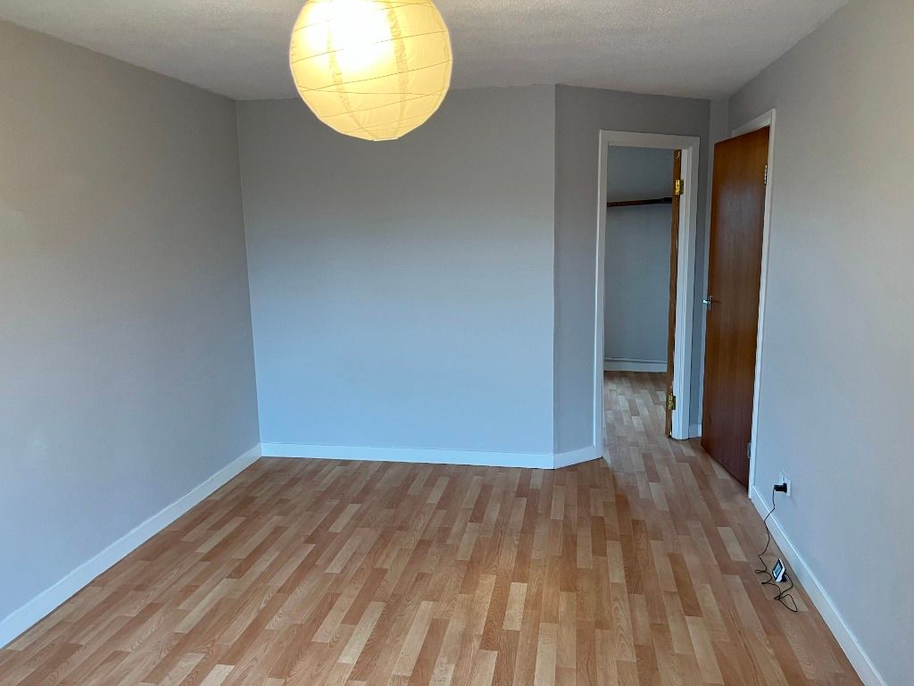 Property photo 3 of 14 Photo 3