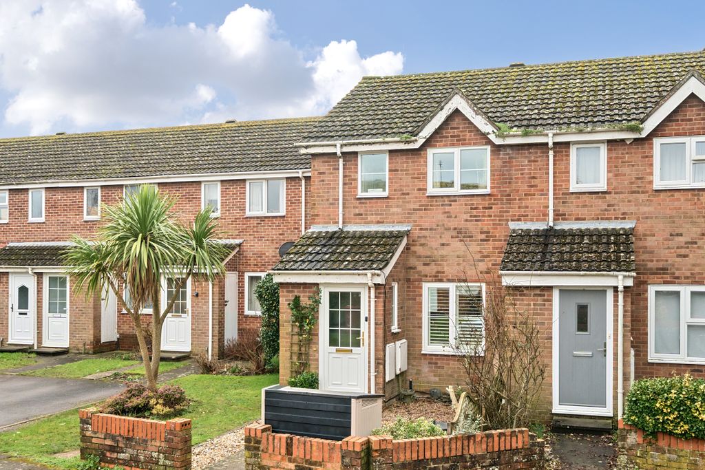 Property photo 1 of 12