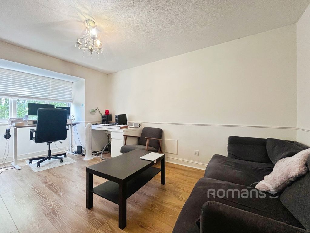 Property photo 2 of 7 Pbox-Img.Jpg
