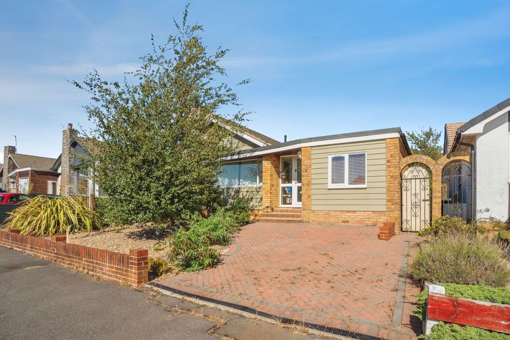 Property photo 1 of 18