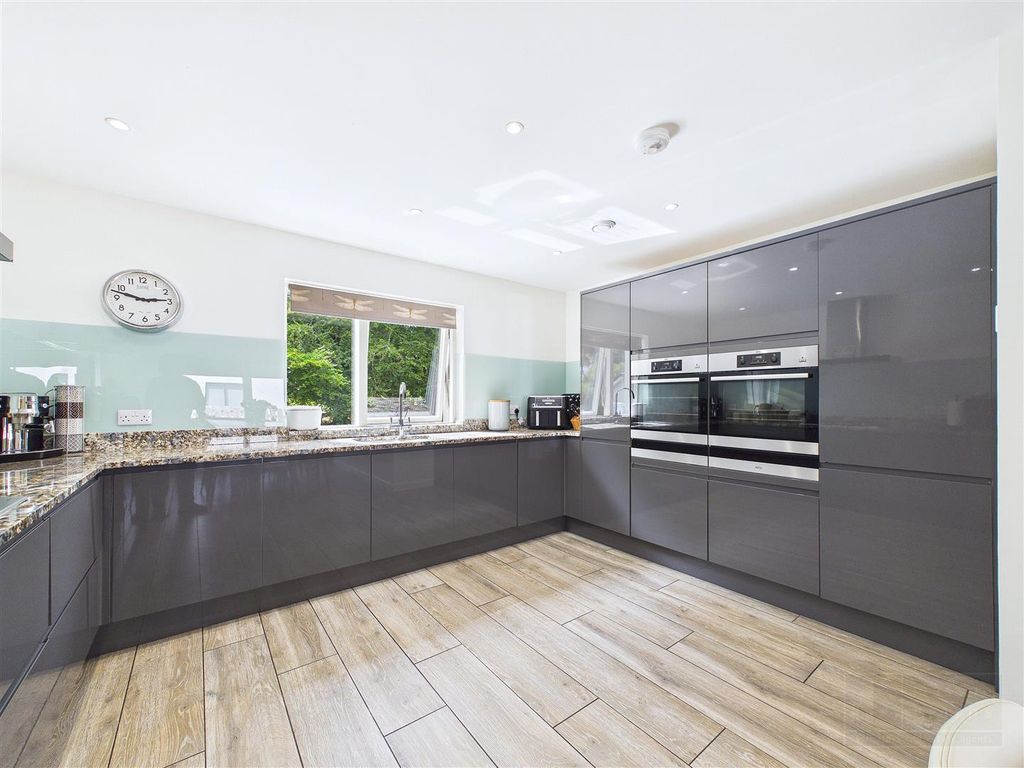 Property photo 2 of 33 Open Plan Living / Dining / Kitchen
