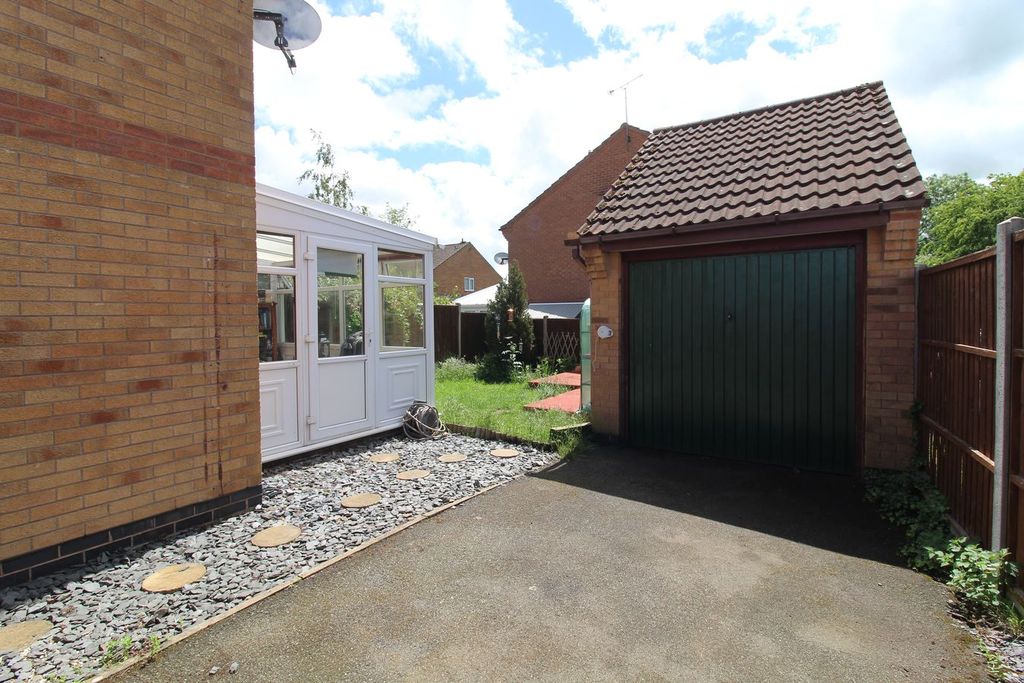 Property photo 2 of 13