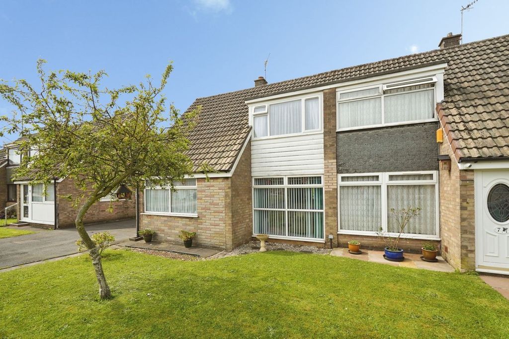 Property photo 1 of 17