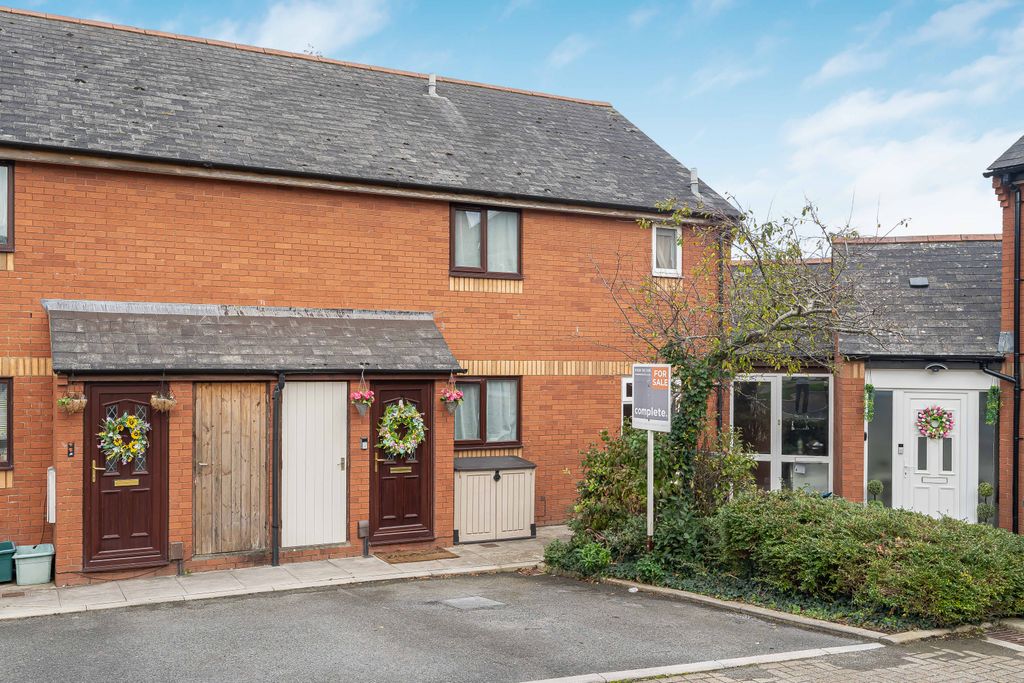 Property photo 1 of 14