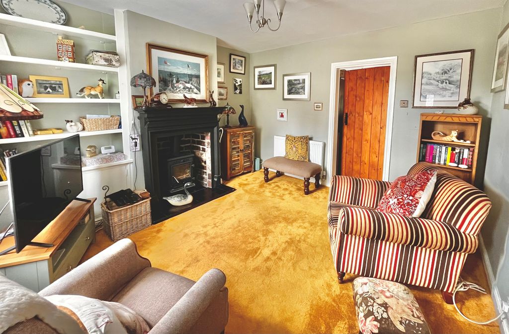 Property photo 2 of 14
