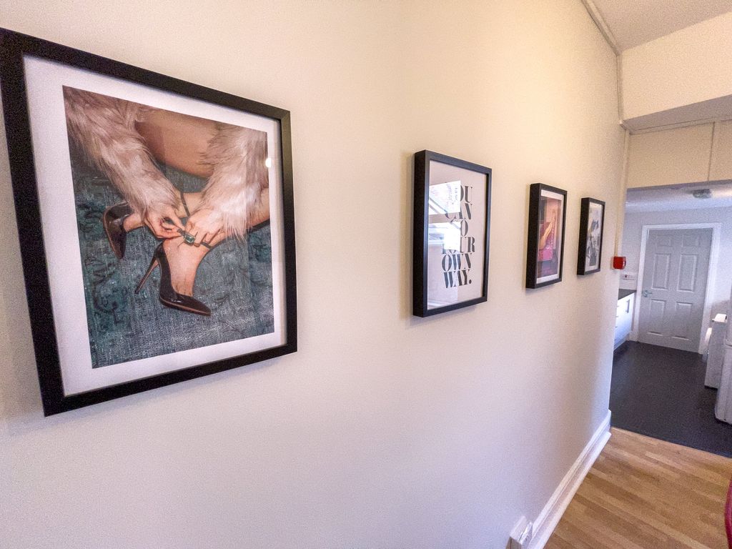 Property photo 3 of 17 Img_4919