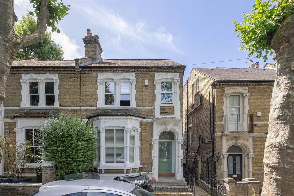 Property photo 1 of 16 Picture No. 04