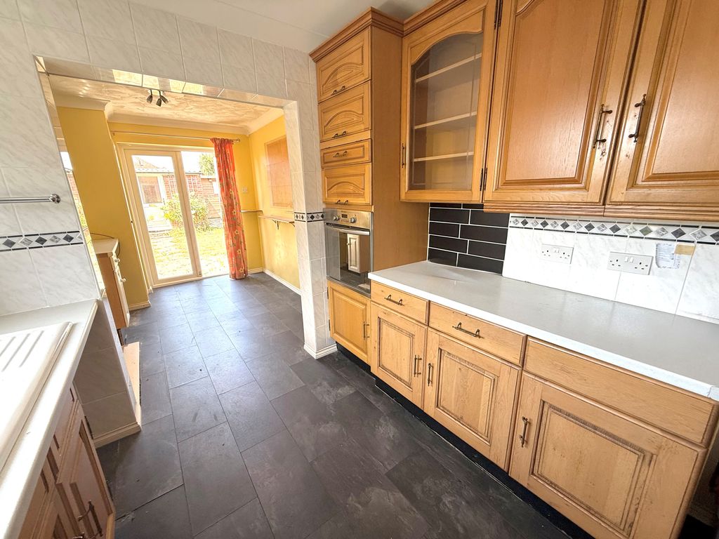 Property photo 2 of 20 36 Milton Ave Kitchen 2