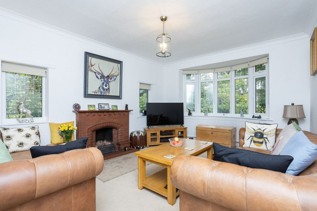 Property photo 2 of 15