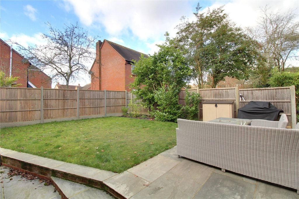 Property photo 2 of 17 Picture No. 32