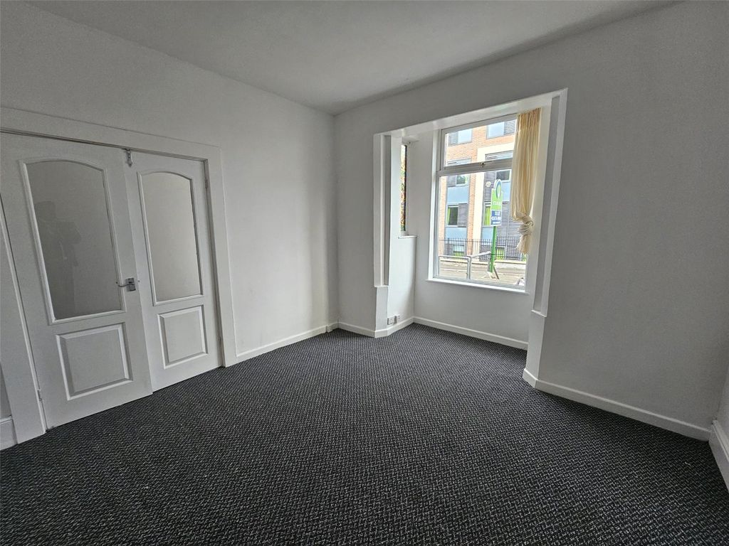 Property photo 1 of 6 Picture No. 18