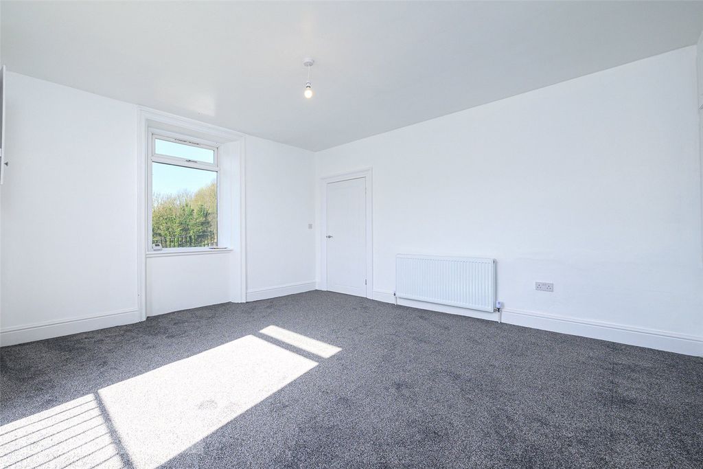 Property photo 3 of 20 Picture No. 07