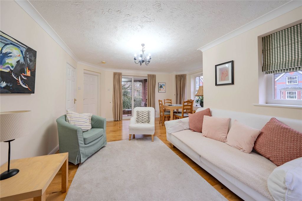 Property photo 3 of 20 Picture No. 03