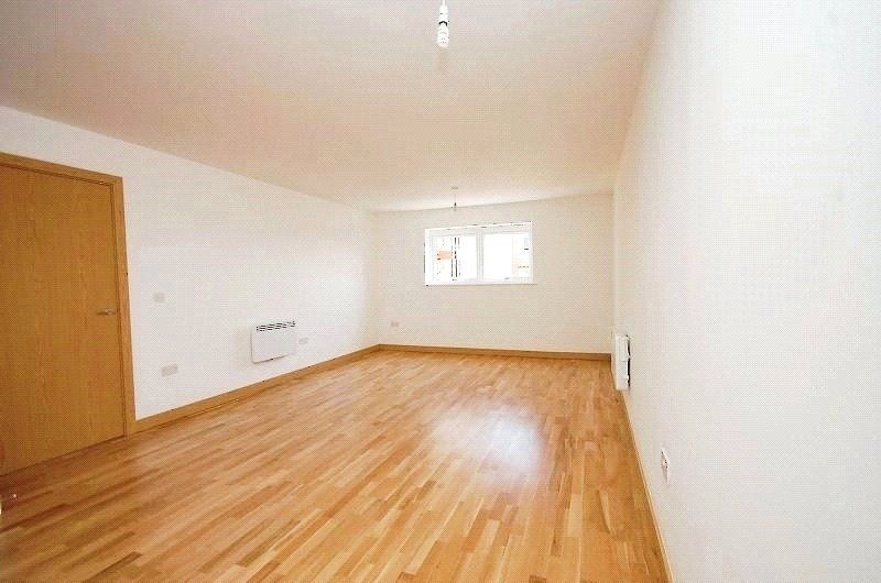 Property photo 3 of 9 Picture No. 13