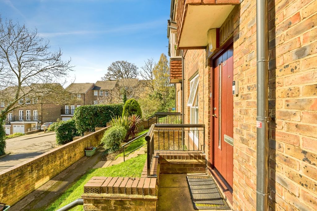 Property photo 2 of 20 Pbox-Img.Jpg