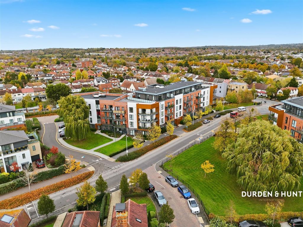 Property photo 1 of 12 Freesia Lodge