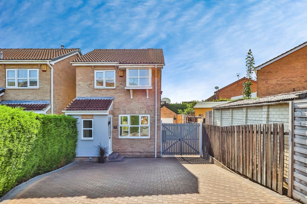 Property photo 1 of 15