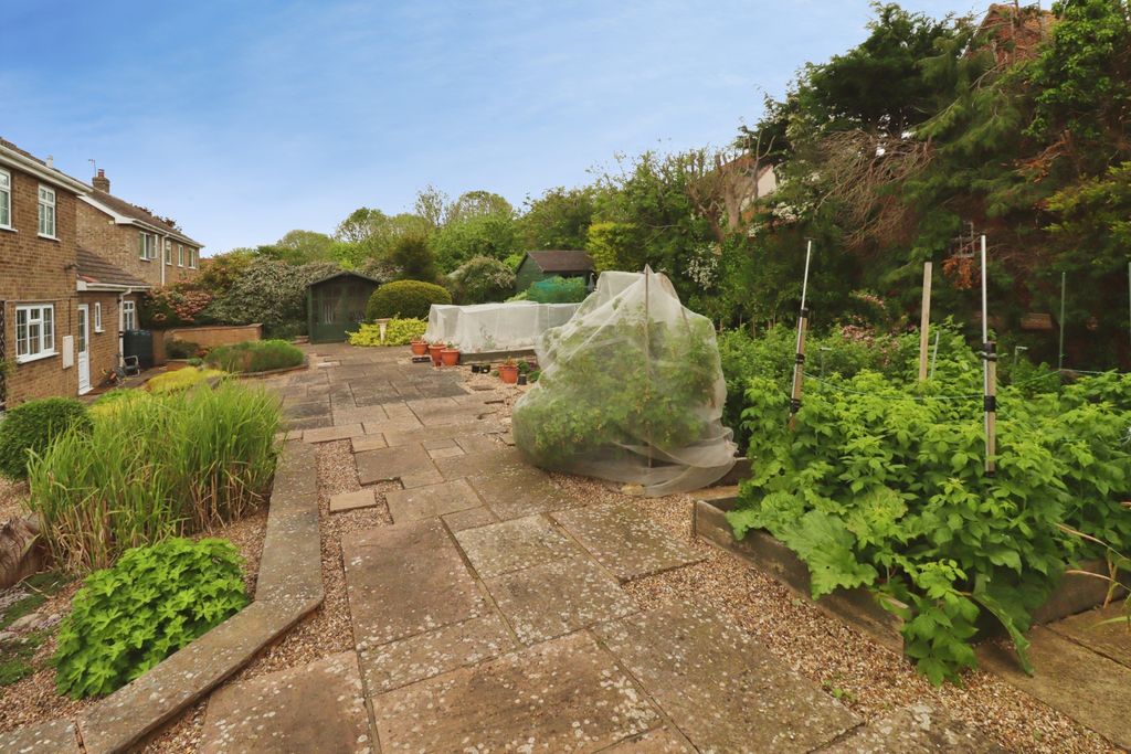 Property photo 3 of 26