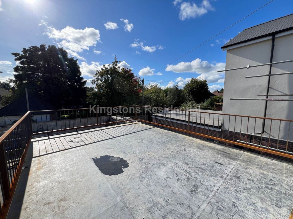 Property photo 3 of 5